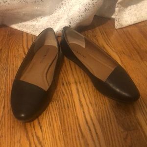 Lucky brand black flats